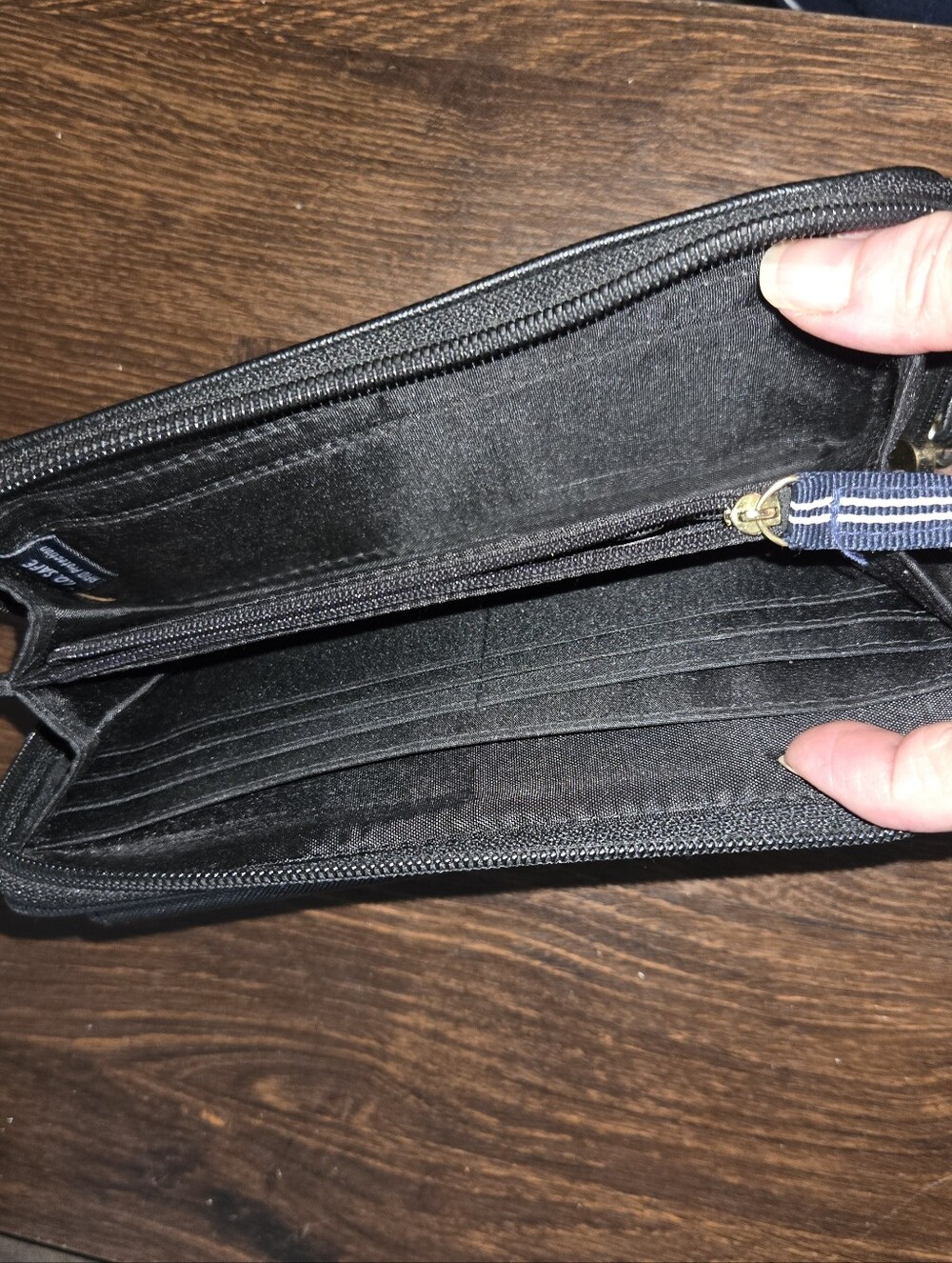 Wallet - Picture 4 of 4